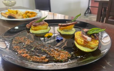 Gastrónomos de la UDET demuestran sus capacidades culinarias en el examen de fin de semestre