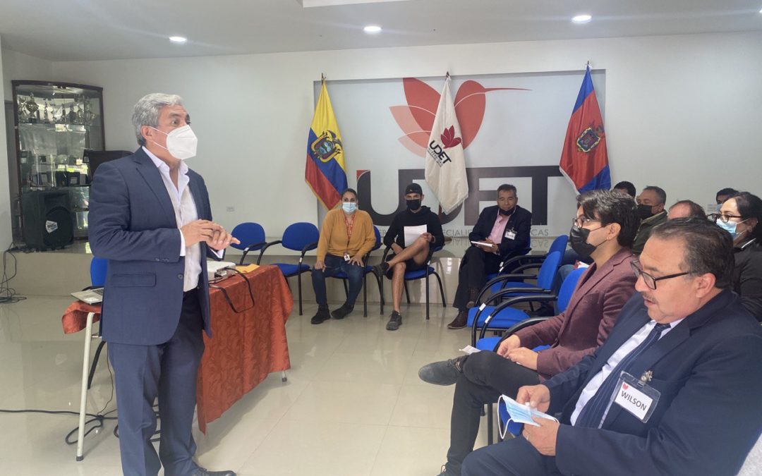 Se vive la unión laboral en la Universidad UDET